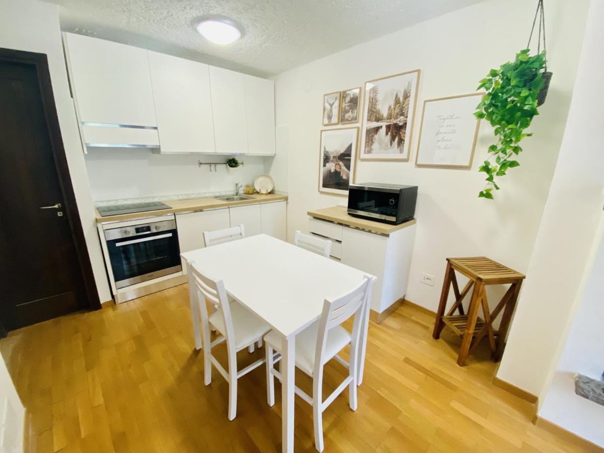 La Finestra Sul Brenta Con Posto Auto Privato Al Centro Di Mad Di Campiglio Cipat O22233-At-O13262 Apartment Folgarida Luaran gambar
