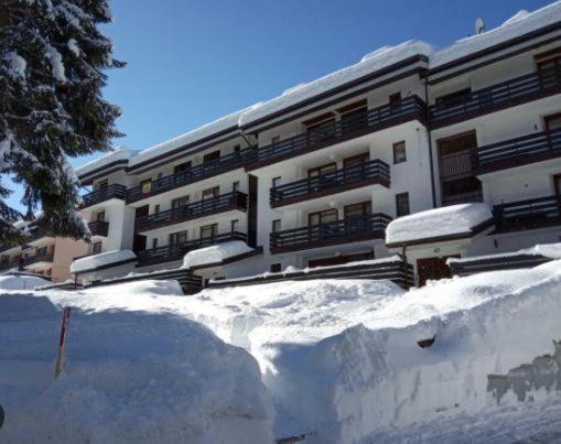 La Finestra Sul Brenta Con Posto Auto Privato Al Centro Di Mad Di Campiglio Cipat O22233-At-O13262 Apartment Folgarida Luaran gambar