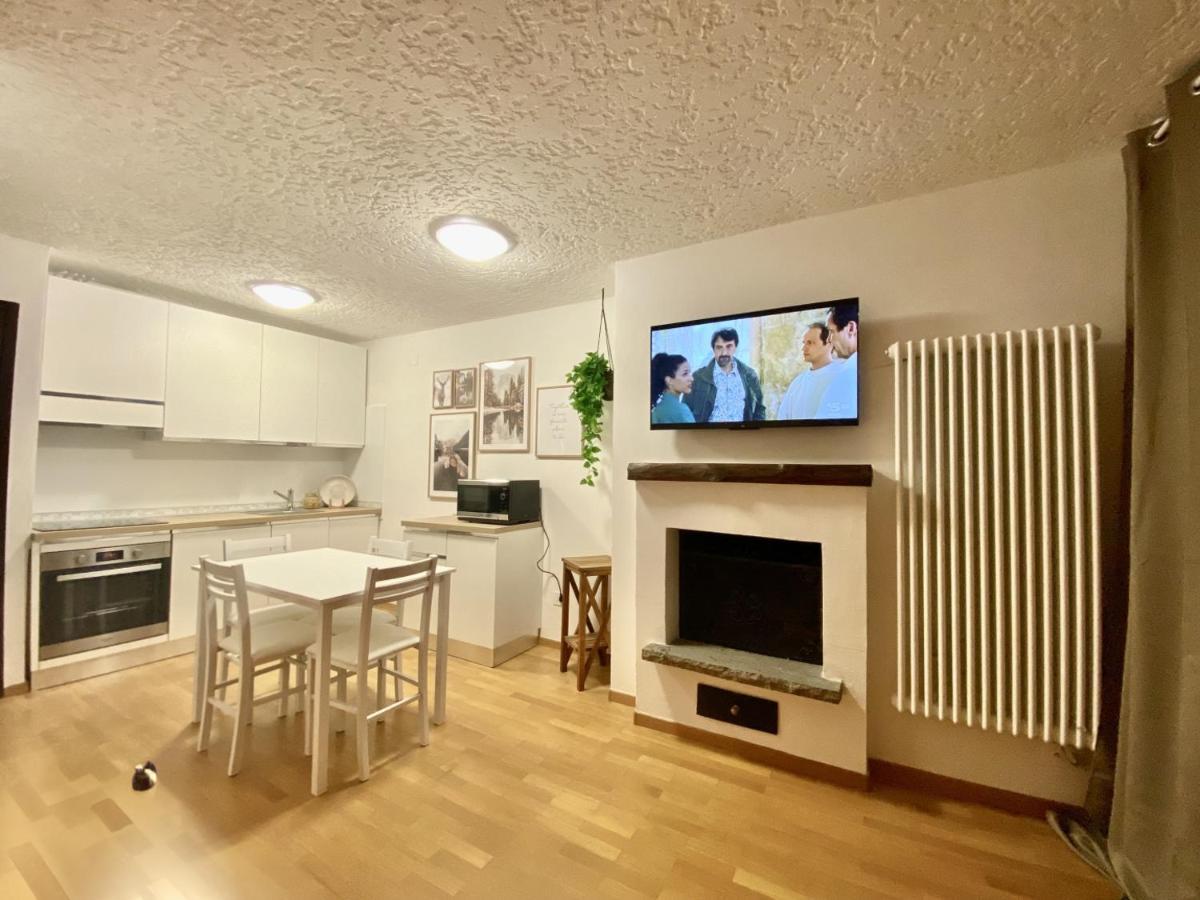 La Finestra Sul Brenta Con Posto Auto Privato Al Centro Di Mad Di Campiglio Cipat O22233-At-O13262 Apartment Folgarida Luaran gambar